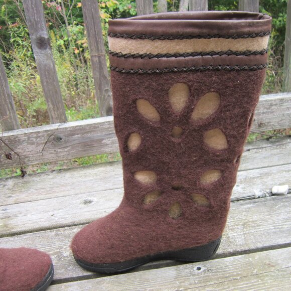 Handmade Wool Boots Women's Size 8 US Latex-Free Brown Warm Boots Flower Petals - Picture 5 of 16